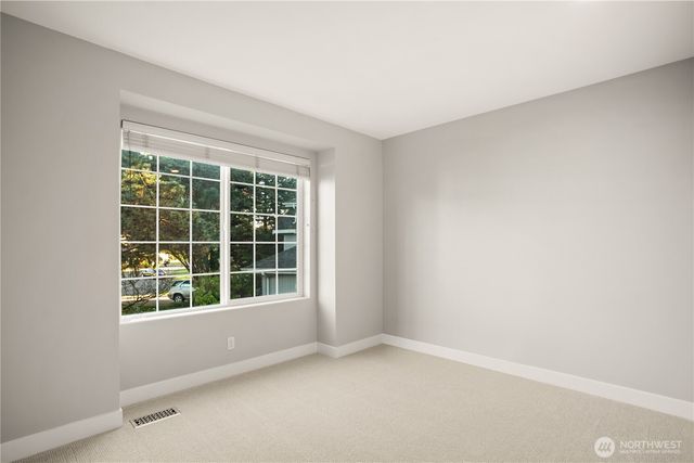 12923 86th Avenue NE, Kirkland, WA 98034