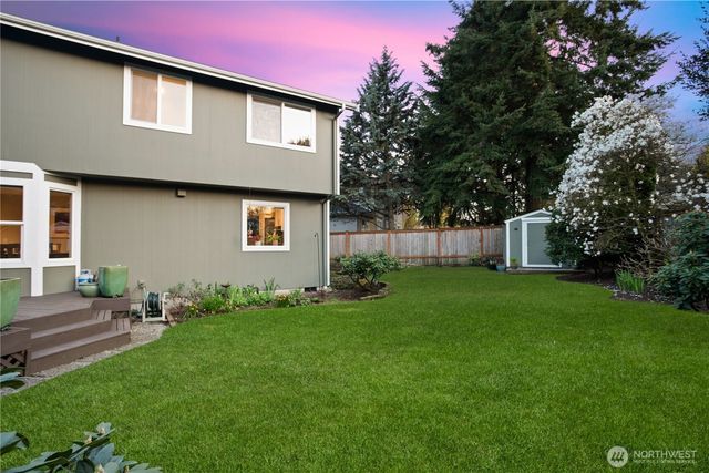 12923 86th Avenue NE, Kirkland, WA 98034