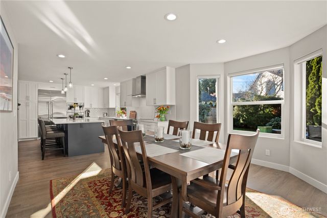 12923 86th Avenue NE, Kirkland, WA 98034