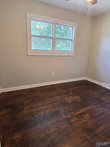 4003 Gunnison Lane, Huntsville, AL 35810