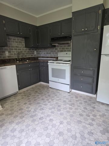 4003 Gunnison Lane, Huntsville, AL 35810