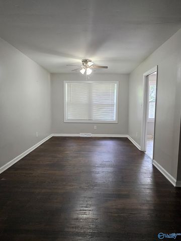 4003 Gunnison Lane, Huntsville, AL 35810
