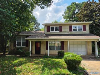 4003 Gunnison Lane, Huntsville, AL 35810