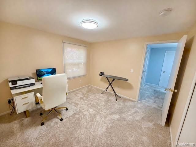 30319 Club House Lane, Farmington, MI 48334