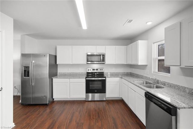 248 Wedgewood Drive, Lexington, NC 27292