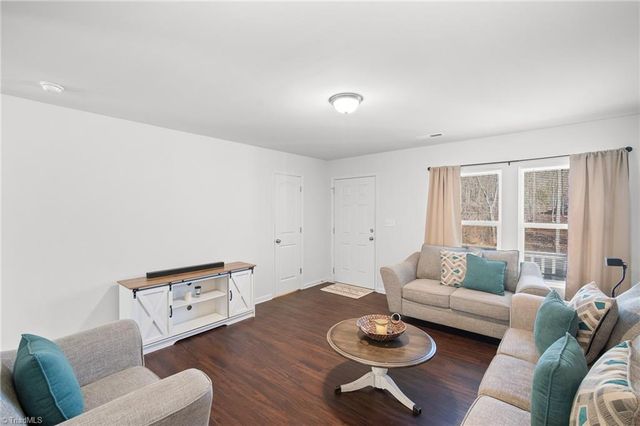 248 Wedgewood Drive, Lexington, NC 27292