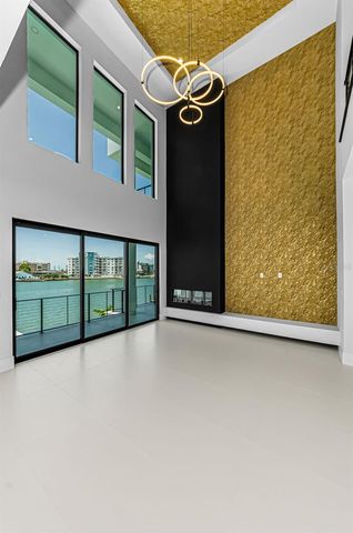 43 DOLPHIN DRIVE, Treasure Island, FL 33706