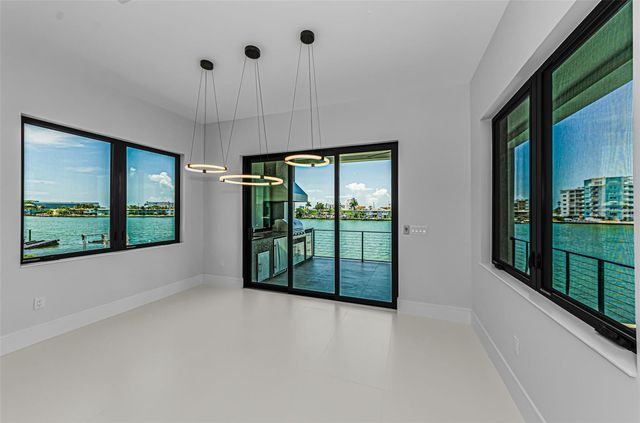 43 DOLPHIN DRIVE, Treasure Island, FL 33706