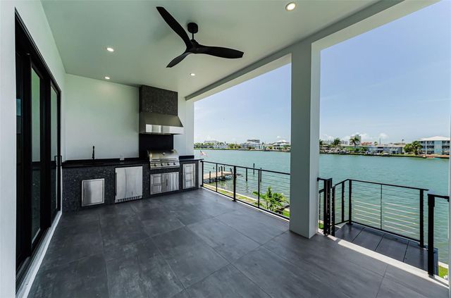 43 DOLPHIN DRIVE, Treasure Island, FL 33706