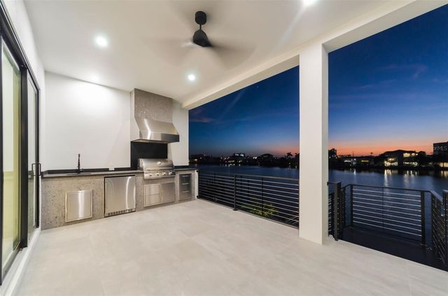 43 DOLPHIN DRIVE, Treasure Island, FL 33706