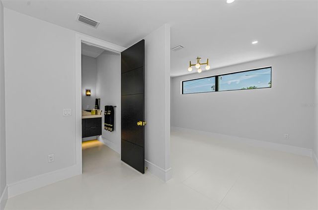 43 DOLPHIN DRIVE, Treasure Island, FL 33706