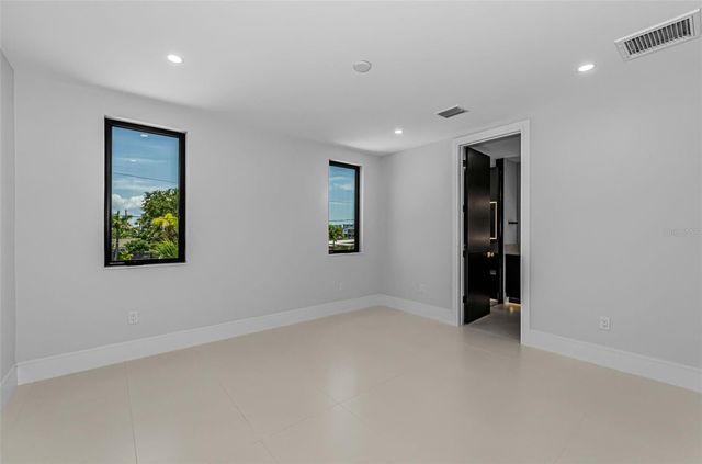 43 DOLPHIN DRIVE, Treasure Island, FL 33706