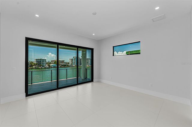 43 DOLPHIN DRIVE, Treasure Island, FL 33706