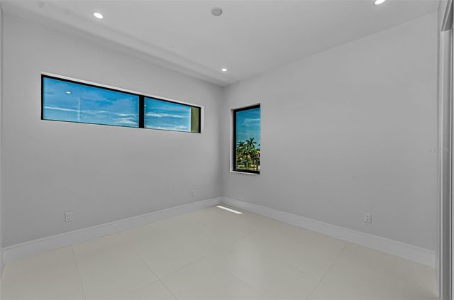 43 DOLPHIN DRIVE, Treasure Island, FL 33706