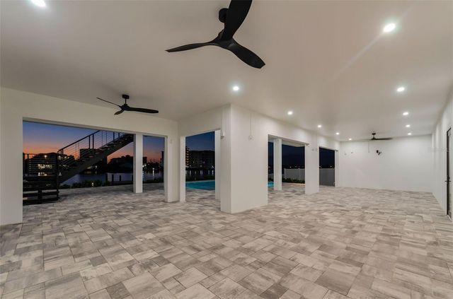 43 DOLPHIN DRIVE, Treasure Island, FL 33706