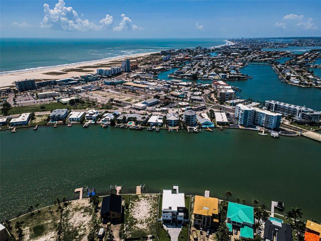 43 DOLPHIN DRIVE, Treasure Island, FL 33706