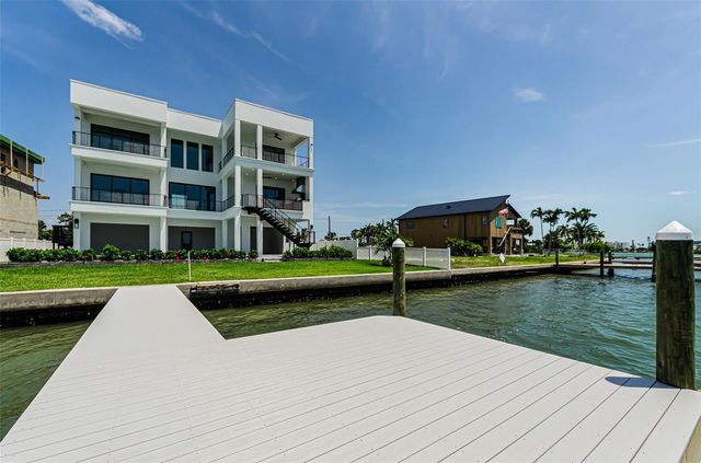 43 DOLPHIN DRIVE, Treasure Island, FL 33706
