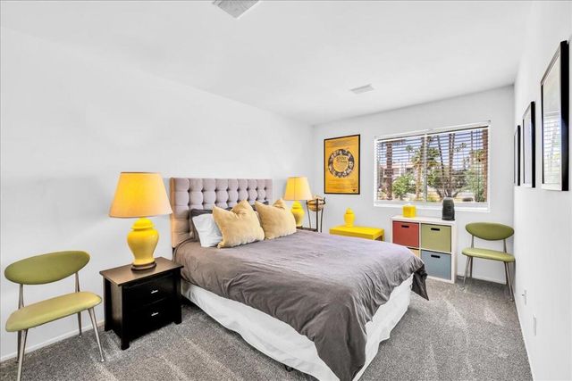 1870 N Mira Loma Way, Palm Springs, CA 92262