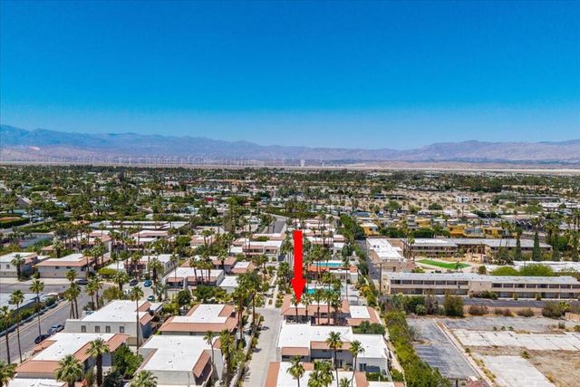 1870 N Mira Loma Way, Palm Springs, CA 92262