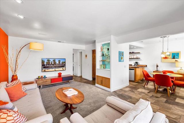 1870 N Mira Loma Way, Palm Springs, CA 92262