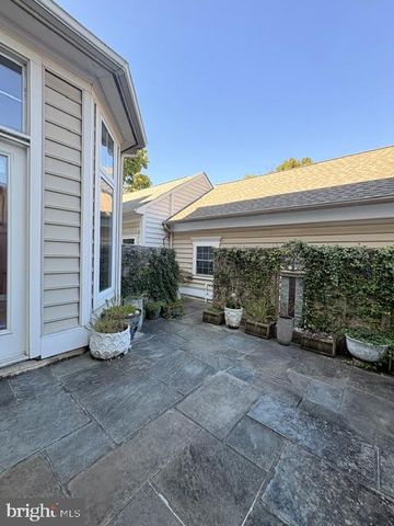 1115 HAVENCREST ST, Rockville, MD 20850