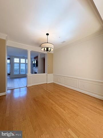 1115 HAVENCREST ST, Rockville, MD 20850