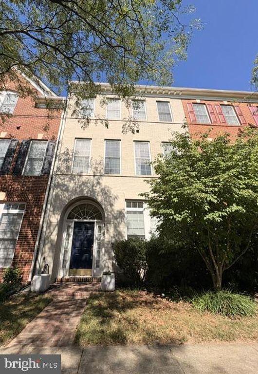 1115 HAVENCREST ST, Rockville, MD 20850