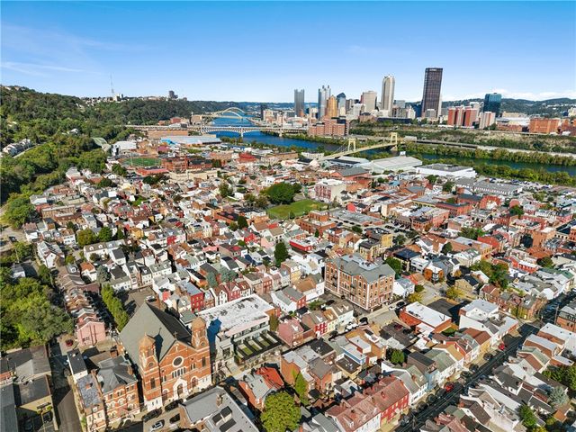 150 S 15th St, South Side, PA 15203