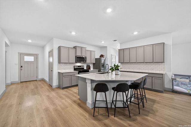 14214 Lavaca Springs, San Antonio, TX 78253