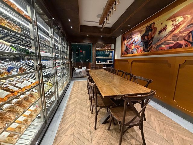 Bell Tower Ln, Weston, FL 33326