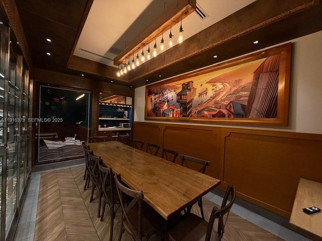 Bell Tower Ln, Weston, FL 33326