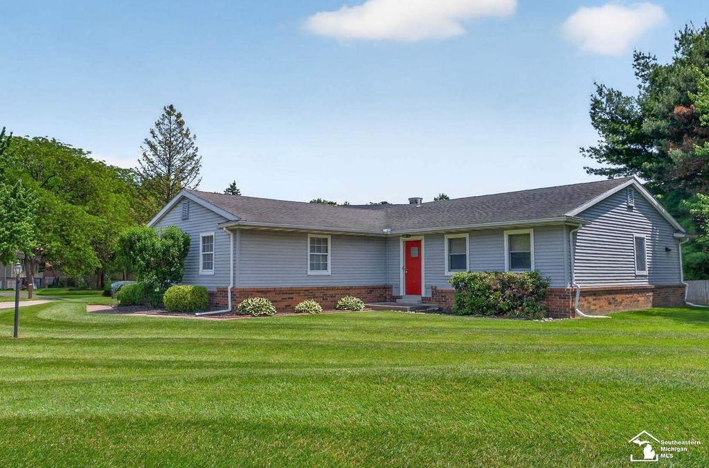 7576 Chapelview Court, Bedford Twp, MI 48182