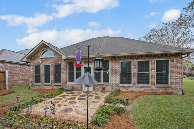 3352 Millbrook Dr, Baton Rouge, LA 70816