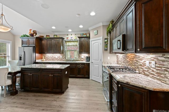 3352 Millbrook Dr, Baton Rouge, LA 70816