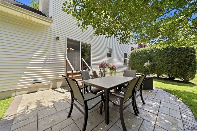 4178 Foxwood Ln, Clarence, NY 14221