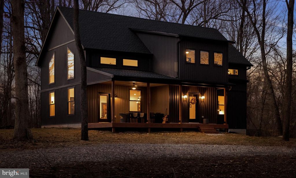 Image 12 of property listing at 88 MAIN ST S, Keedysville, MD 21756