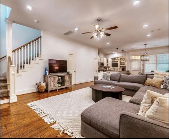 5303 Nett Street A, Houston, TX 77007