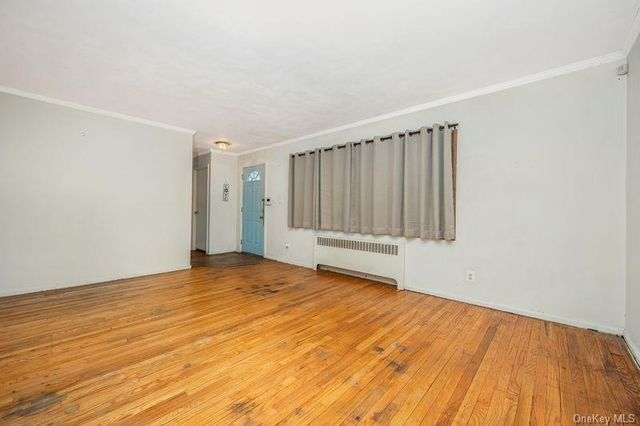 3866 Hudson Avenue, Seaford, NY 11783