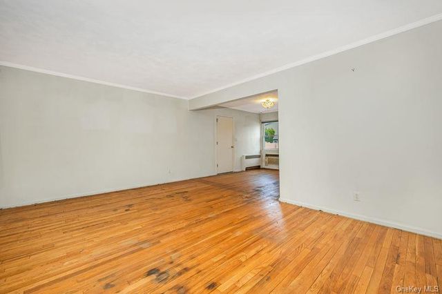 3866 Hudson Avenue, Seaford, NY 11783