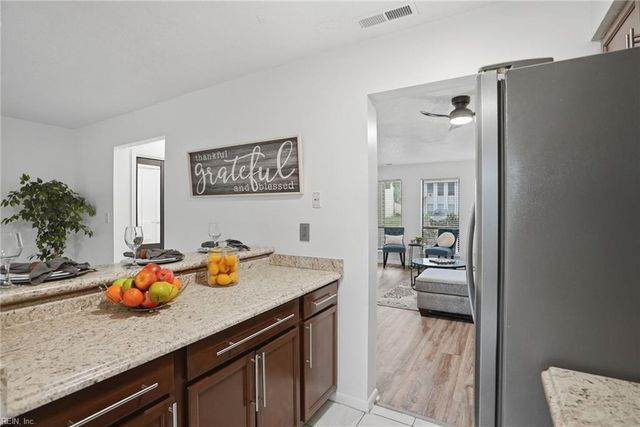 716 Woodbox DR, Virginia Beach, VA 23462