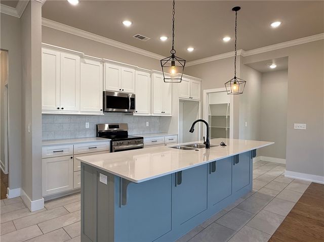 2354 Buckside Street, Springdale, AR 72762