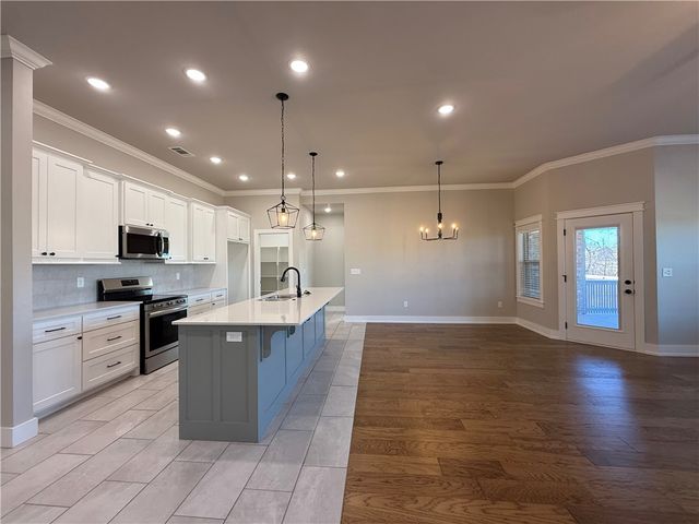 2354 Buckside Street, Springdale, AR 72762