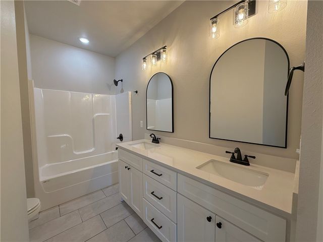 2354 Buckside Street, Springdale, AR 72762