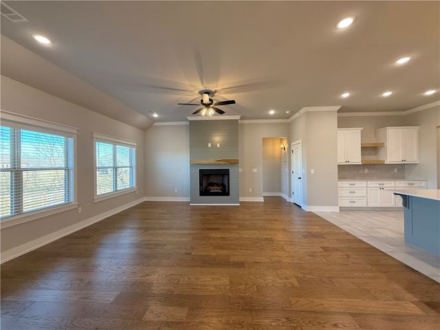 2354 Buckside Street, Springdale, AR 72762