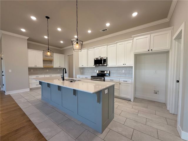 2354 Buckside Street, Springdale, AR 72762