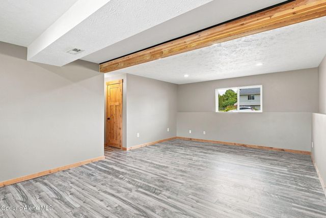 5607 N Malta St, Newman Lake, WA 99025