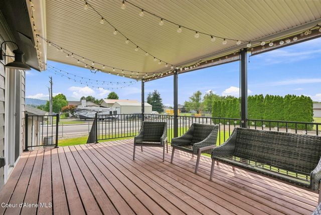 5607 N Malta St, Newman Lake, WA 99025