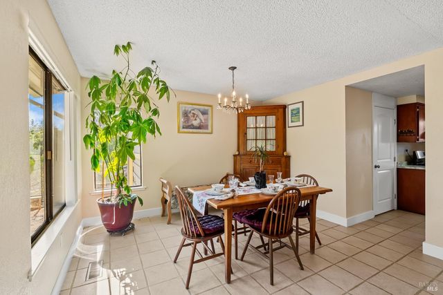 807 Deer Park Rd, St. Helena, CA 94574