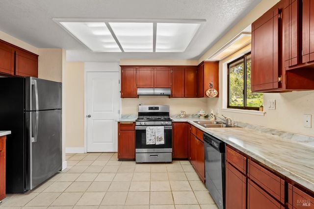 807 Deer Park Rd, St. Helena, CA 94574