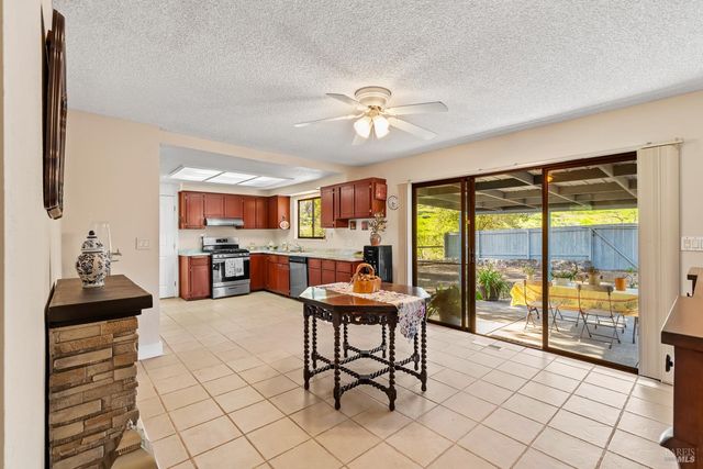 807 Deer Park Rd, St. Helena, CA 94574